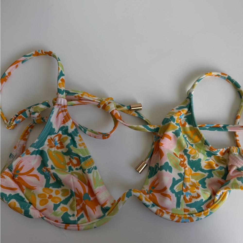 Hello Molly Floral Bikini Top
